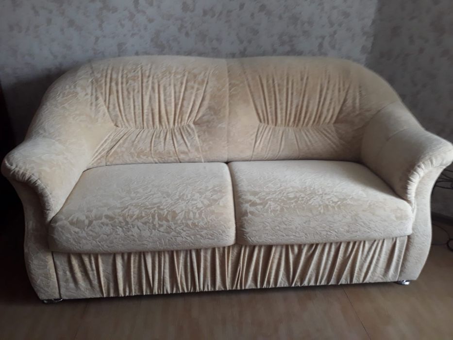 Продам мягкую мебель: диван-кровать