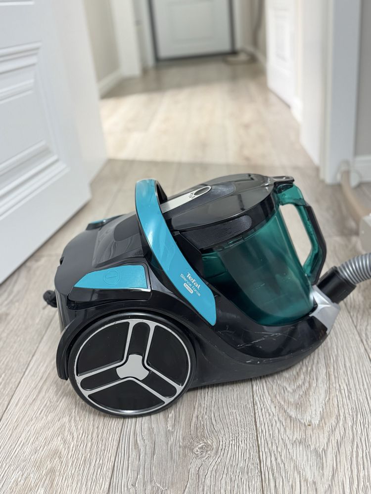 Пылесос от Tefal