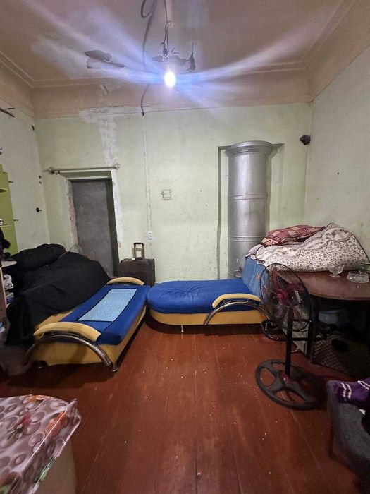 улица Беш бола дом 1.5соток 3 комнат, без ремонта Рисовой базар