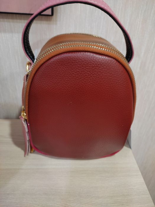 Продаю новую кожаную сумку