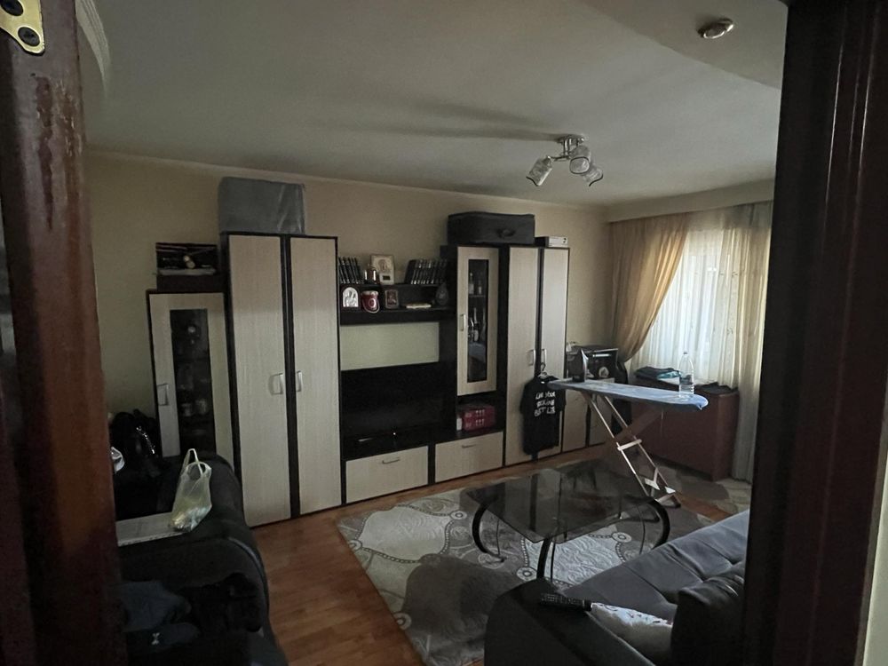 Apartament mobilat