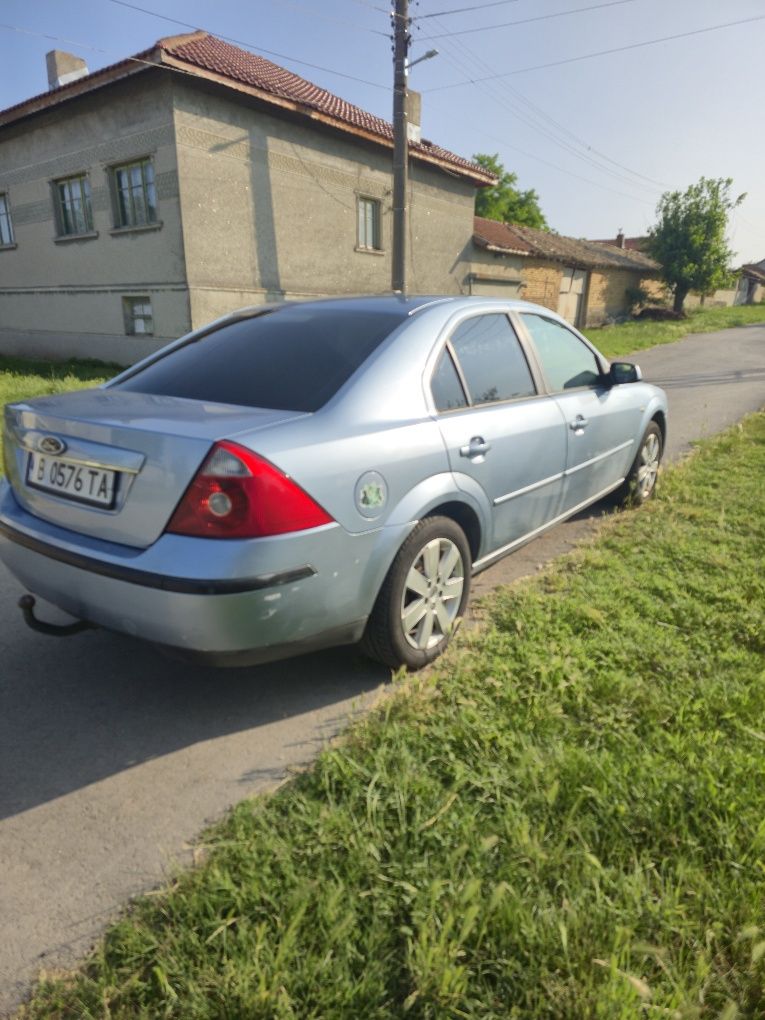 Продавам Форд мондео Mk3,с газова уредба