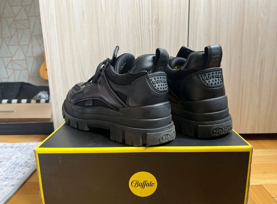 Buffalo sneakers