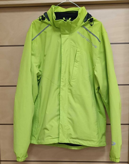 Protective-Много Запазено