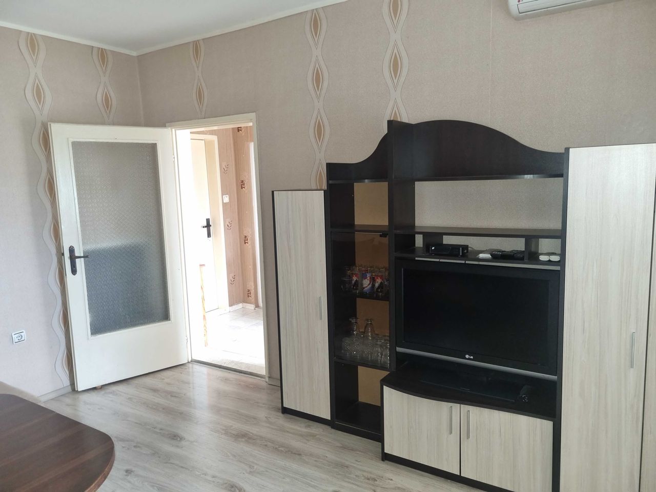 Продава се Едностаен апартамент в Стара Загора, Самара 3 - 40 кв.м за 1375 €/кв.м - Снимка #2