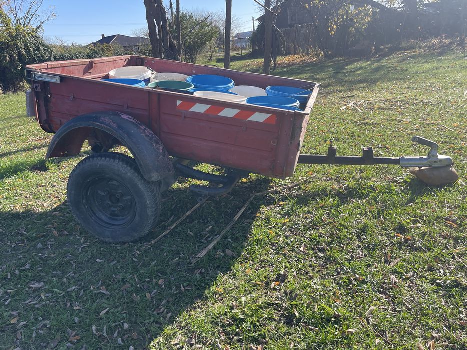 Vand remorcuta inmatriculata