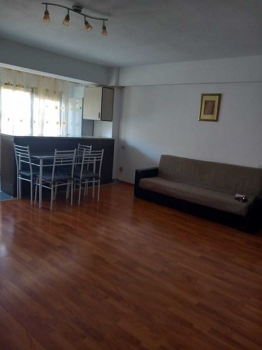 Apartament de inchiriat