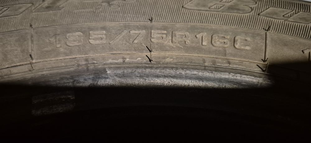 Продам шины на газель