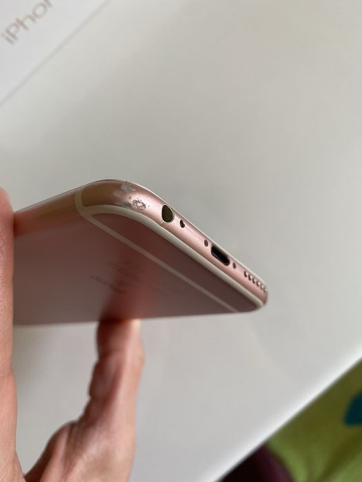 iPhone 6S 16 GB Rose Gold în cutia originală