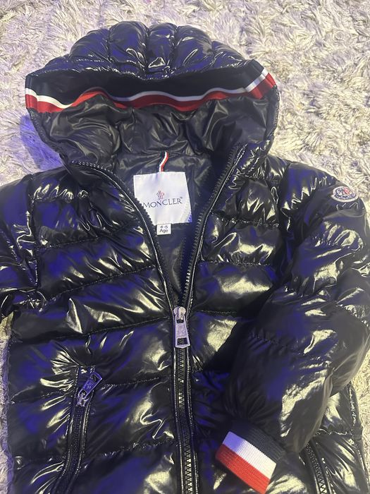 Детско зимно яке Moncler 4-5 год.