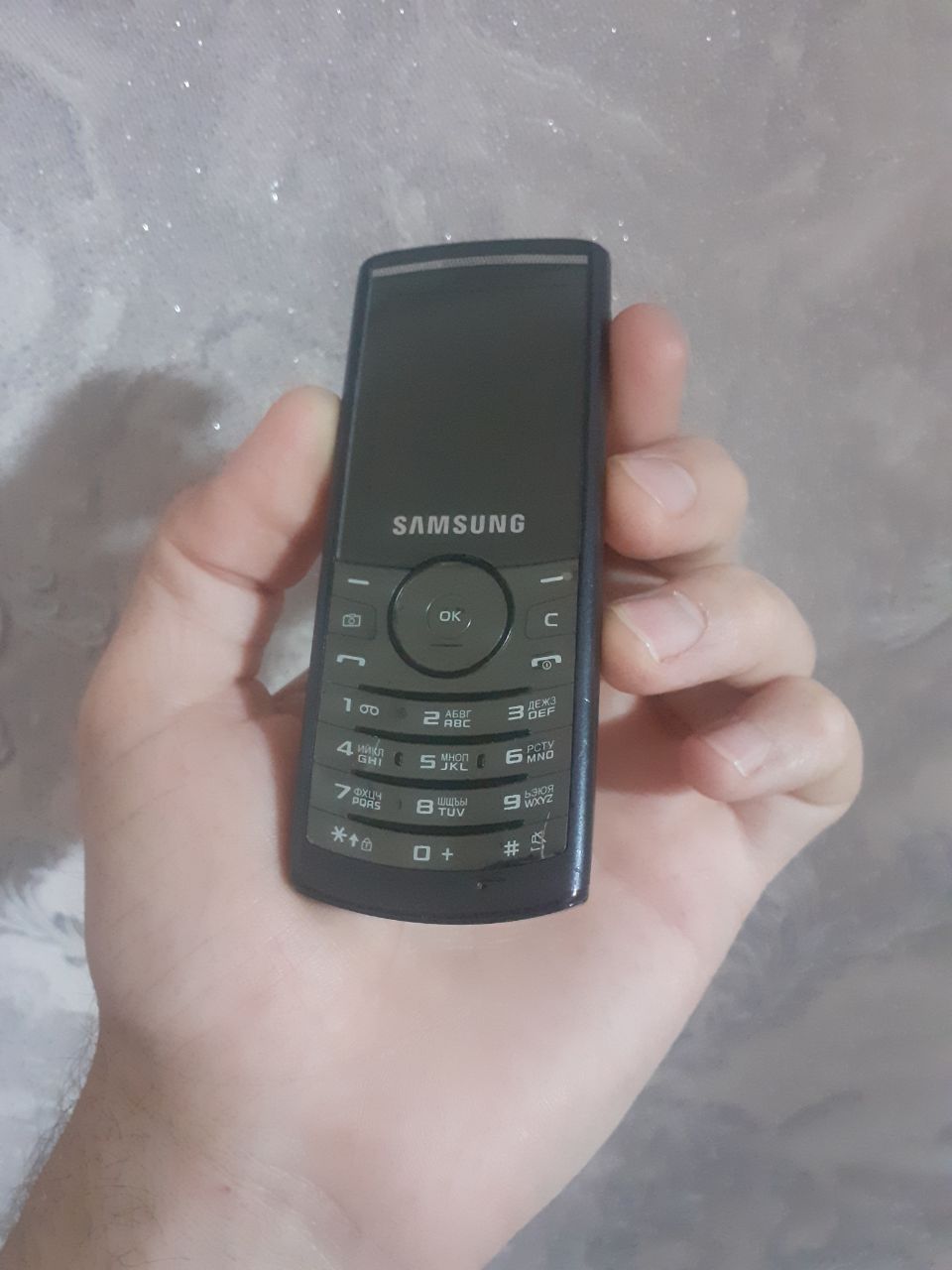 Samsung SGH-J150 sotladi uz imeya otgan