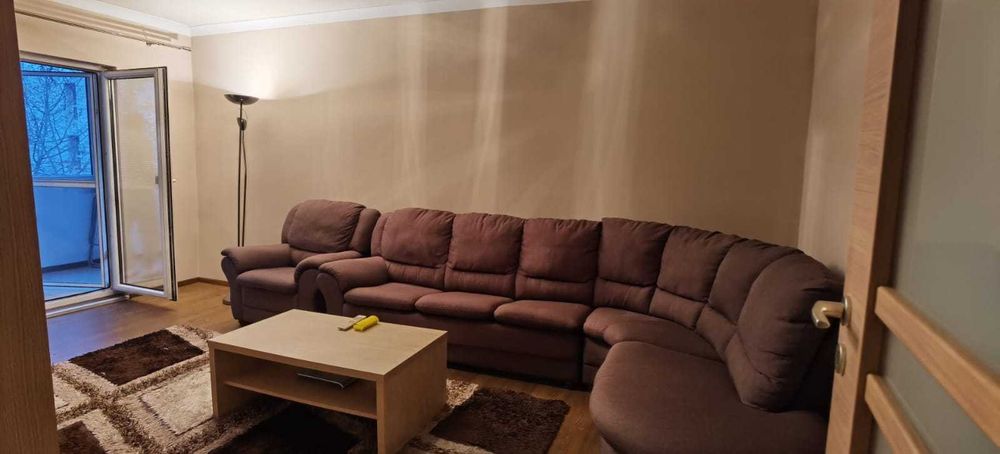 Apartament 3 camere de vanzare