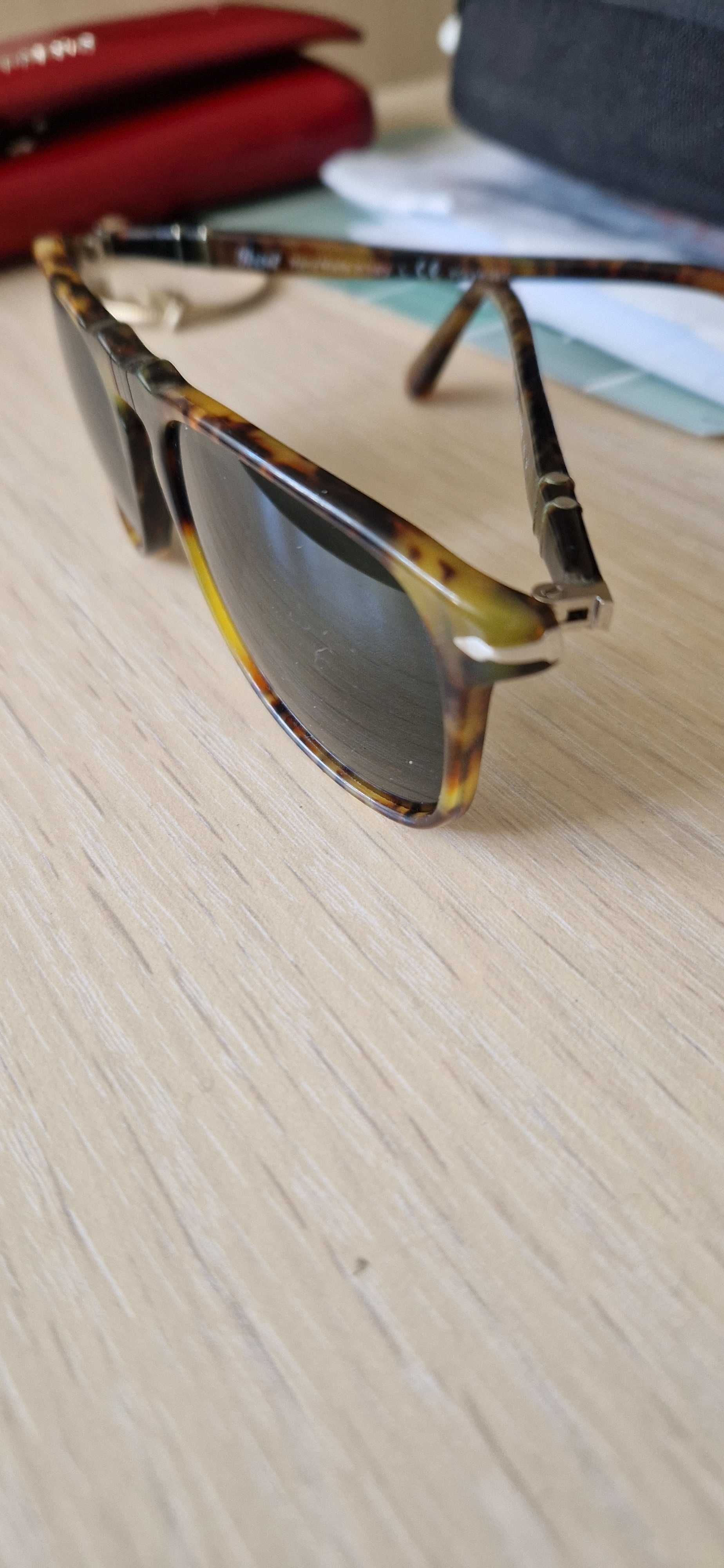 Ochelari de soare PERSOL, lentile polarizate, handmade in Italy