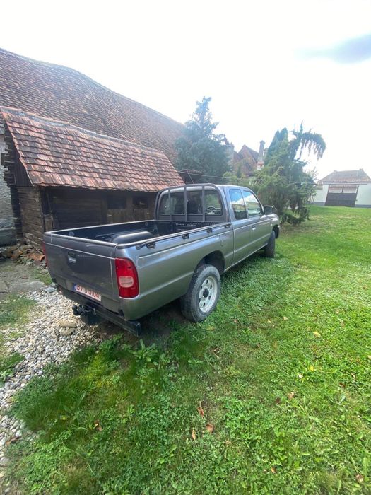 Vand Mazda  b2500
