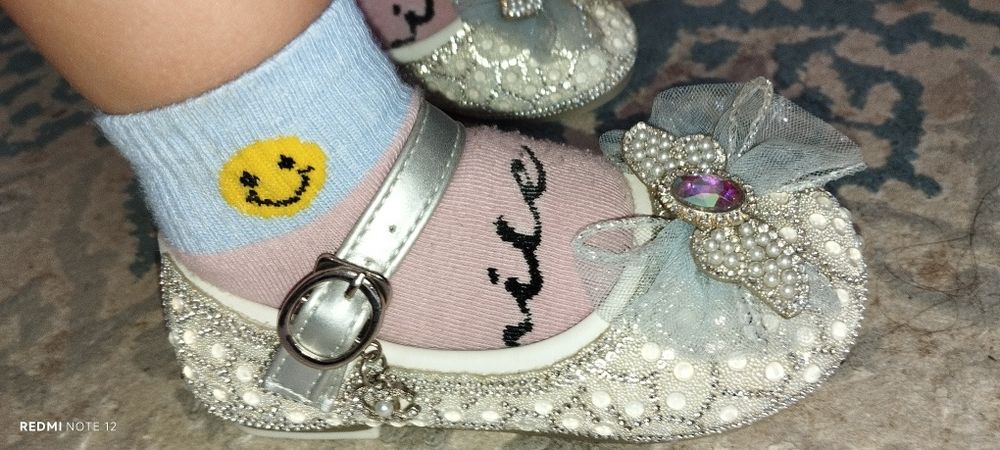 Обувь детская новые