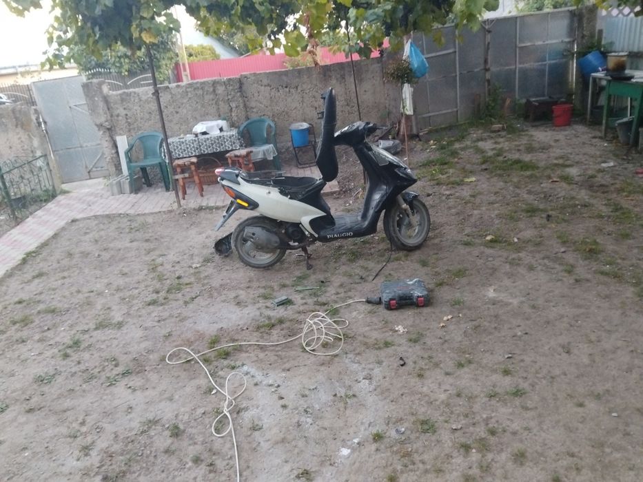 De vânzare piaggio ngr 2 necesita carburator în rest e perfect