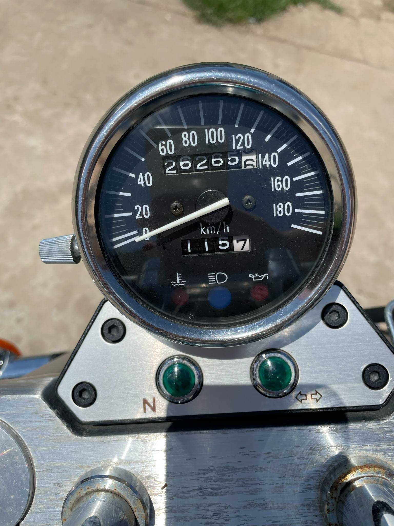 Vand Suzuki vz800