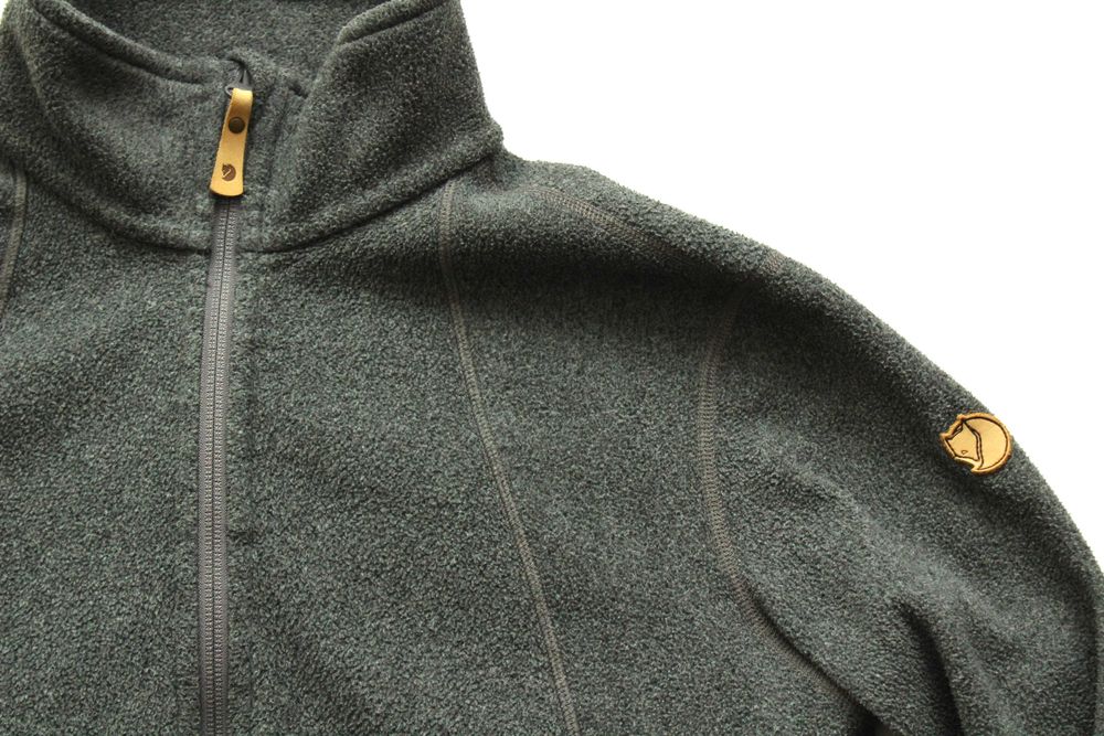FJALLRAVEN Abisko trail и Stina - две дамски поларени горници, L и XL
