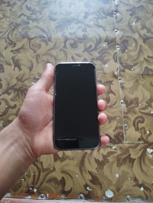Iphone 12 pro srochni sotiladi