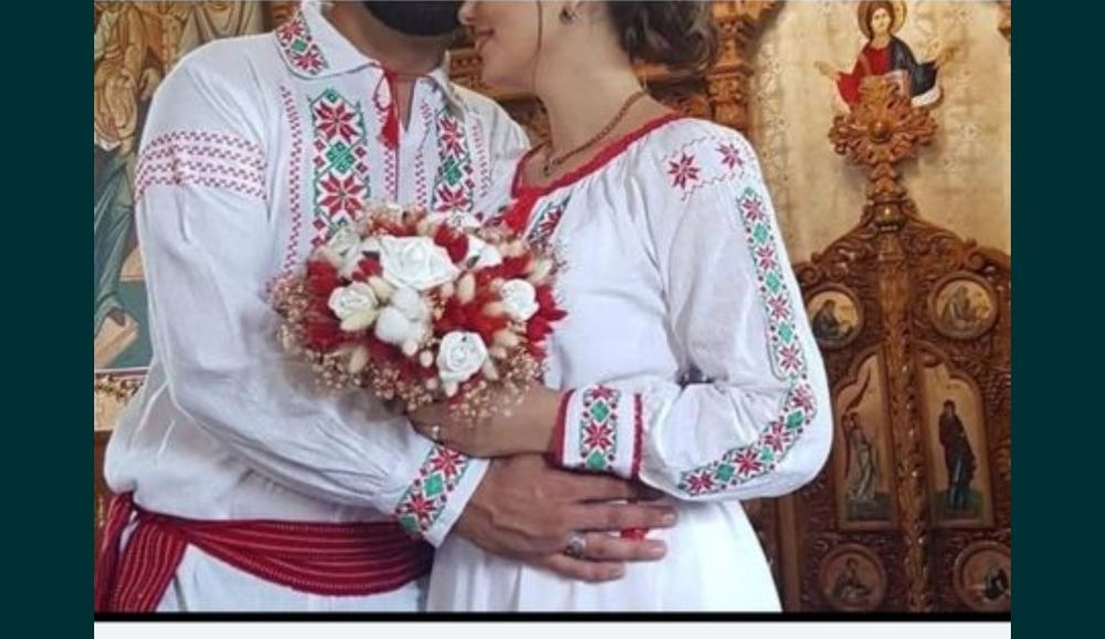 Set traditional cuplu