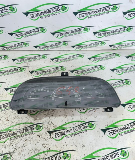 Ceasuri bord Renault Laguna prima generatie (facelift)