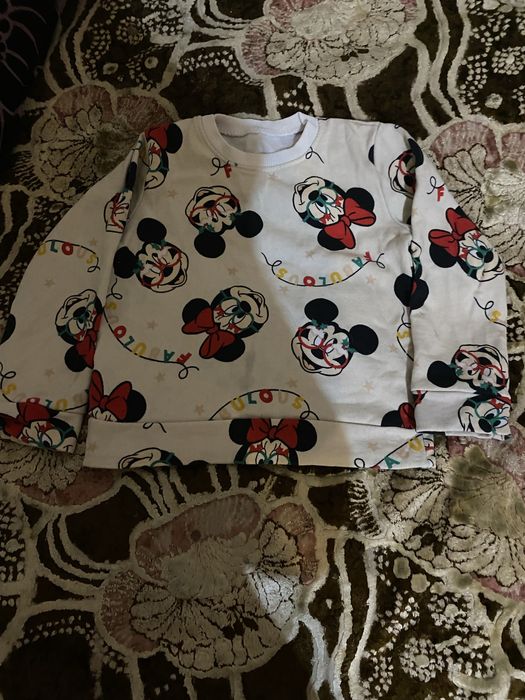 Продам детскиещи в отличном состоянии есть на малтчика и девочку