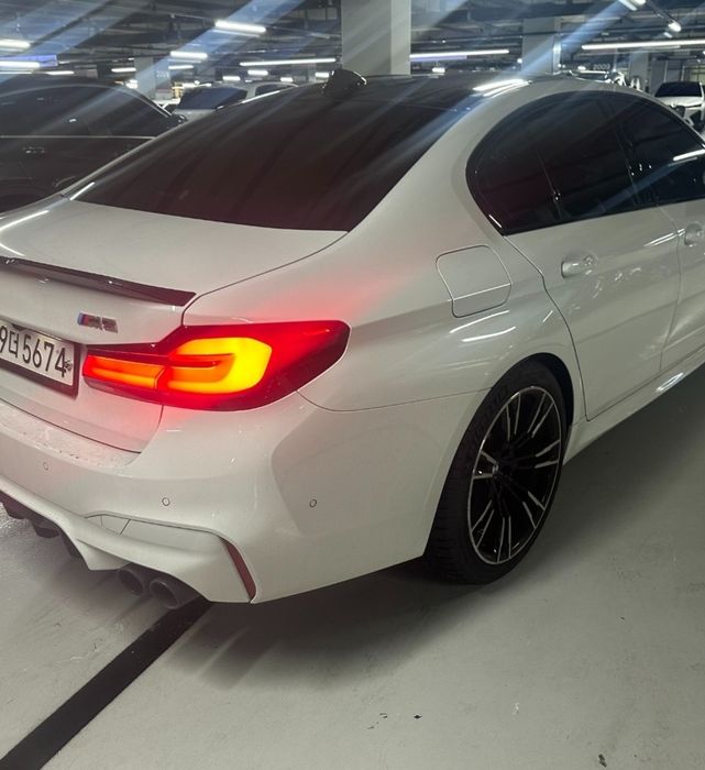 Bmw m5 sedan m5..