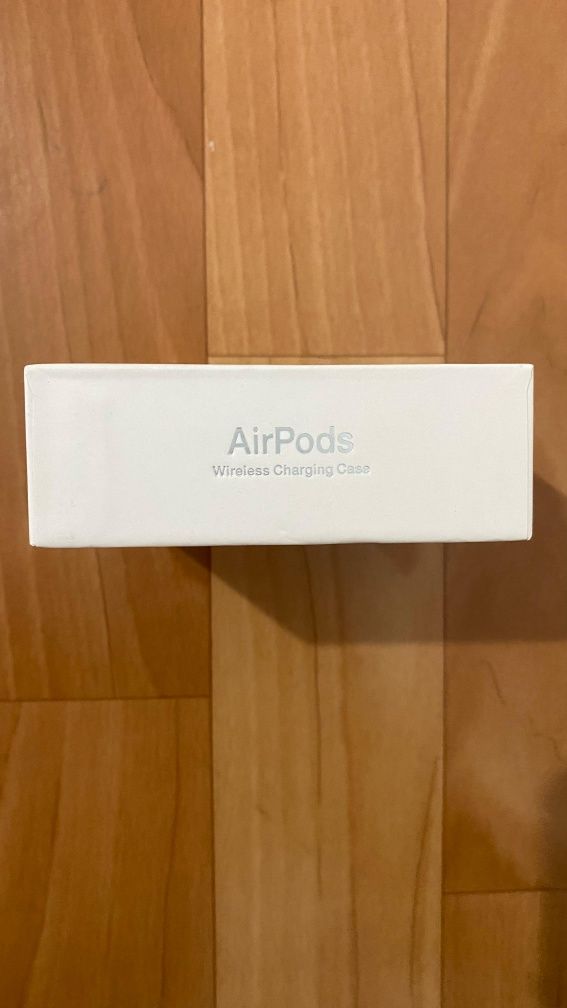 AirPods 4 premium