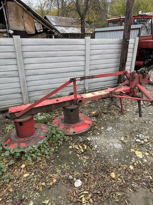 Vand cositoare poloneza tractor