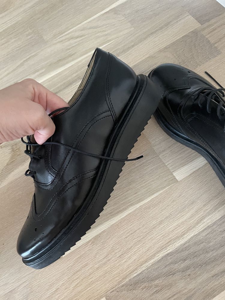 Pantofi negri piele naturala interior exterior marime 37