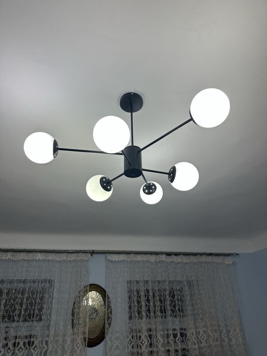 Люстра для гостиной