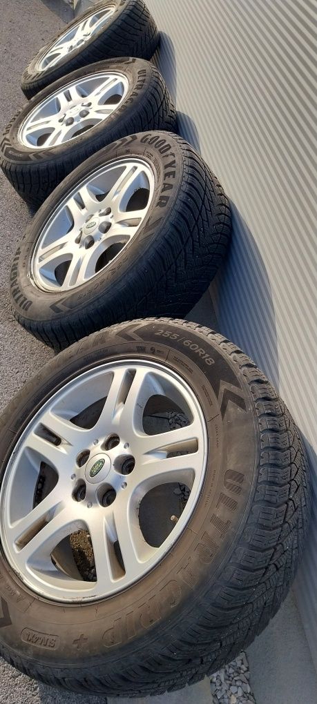 Зимни гуми с джанти 18" за Land Rover Discovery 3