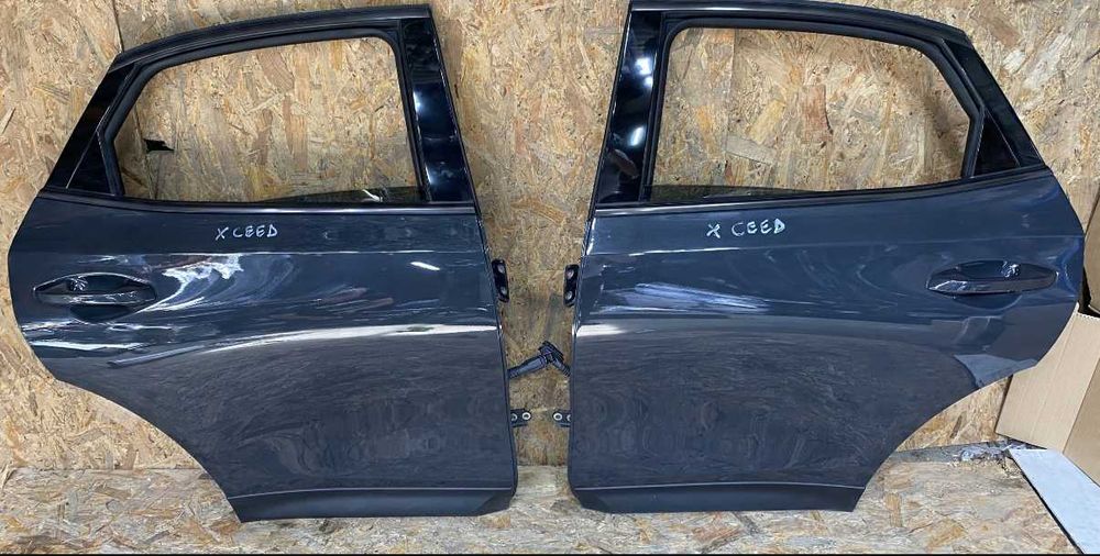 Врата задна лява дясна уборудвана Kia Xceed Lift