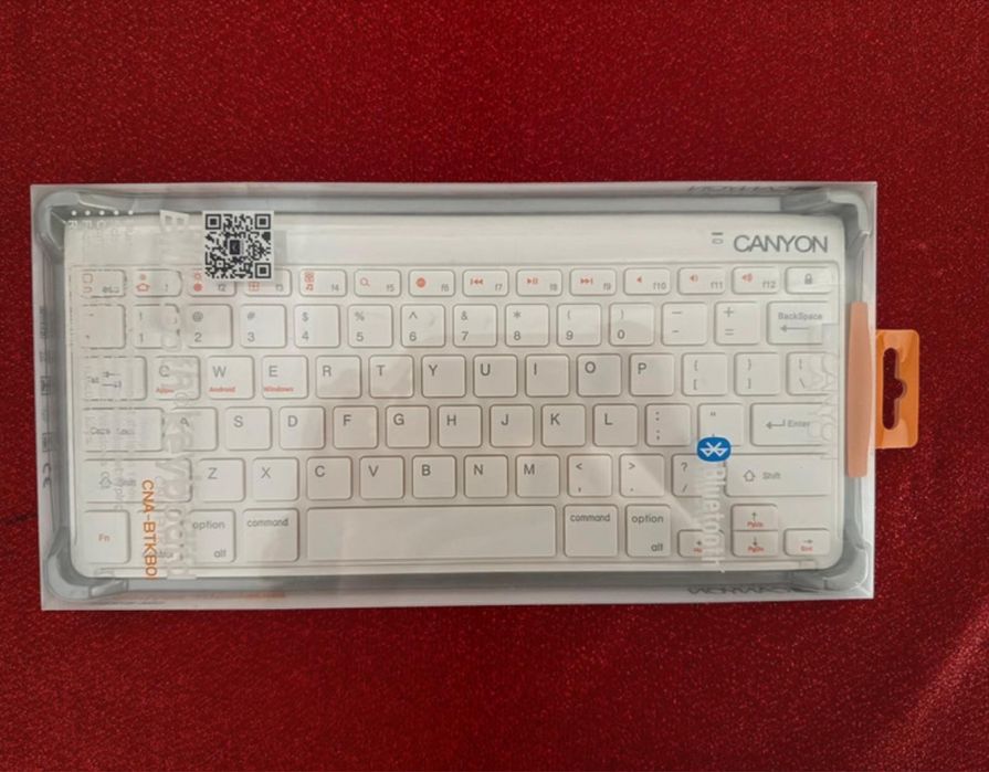Tastatura cu bluetooth noua