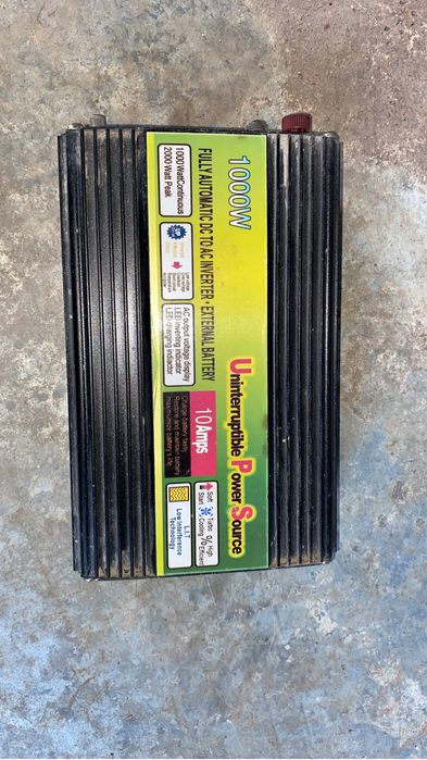 Инвертор к солнечным батареям 1000 ват. В использовании не был.