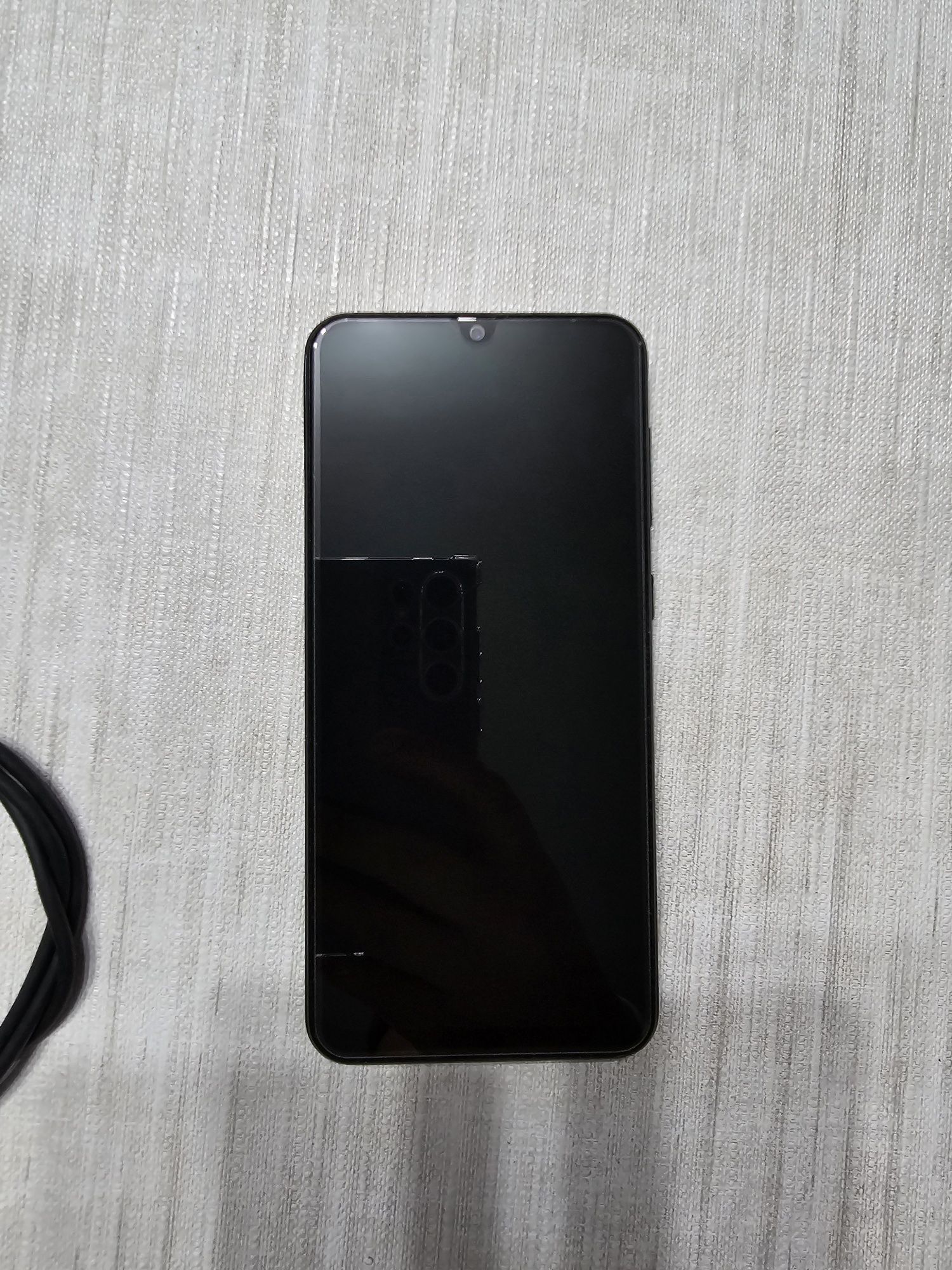 Samsung A50 + подаръци