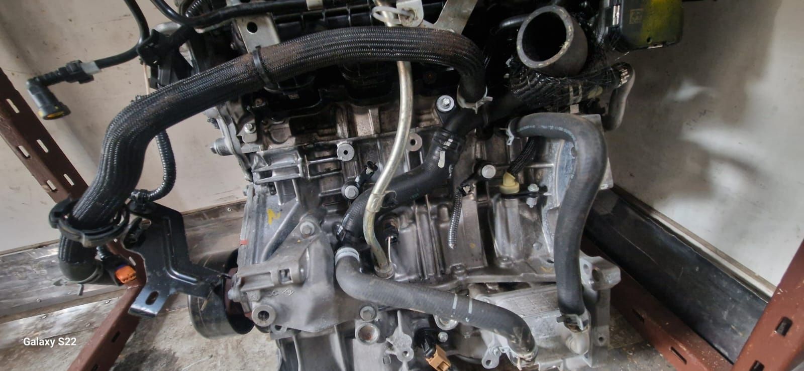 Motor Renault 1.0 HRA0  Dacia ,Mercedes duster,logan,nissan mcv lod