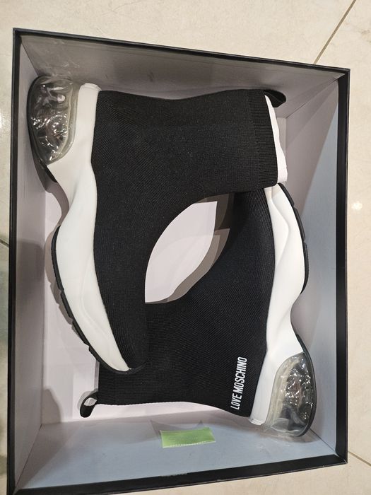 Обувки Love moschino