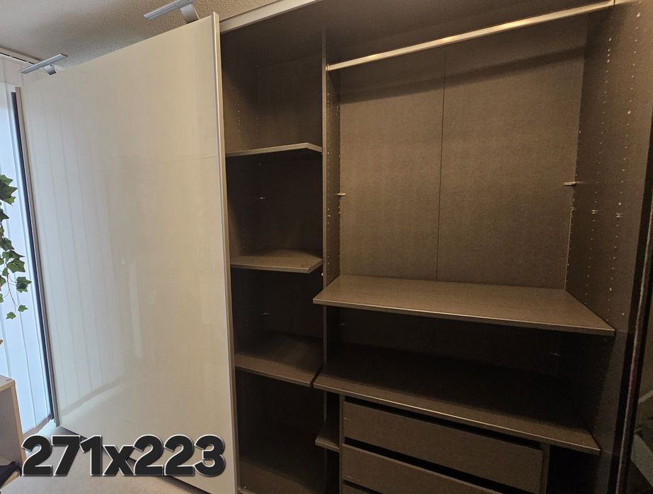 Dulap usi culisante soft close 2,7m sertare si spatii ample de depozit