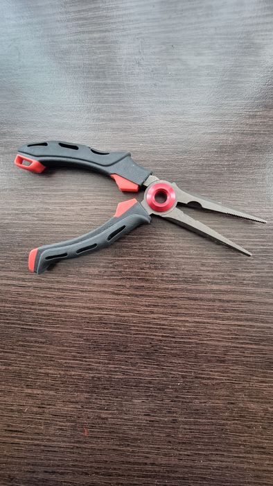 Cleste multifuncțional Rapala