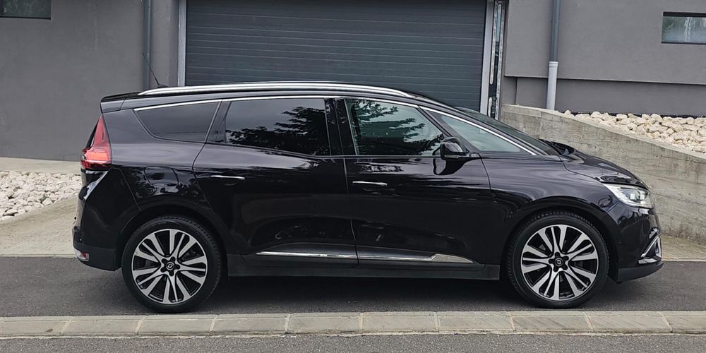 Renault Grand Scenic Initiale Paris Automata