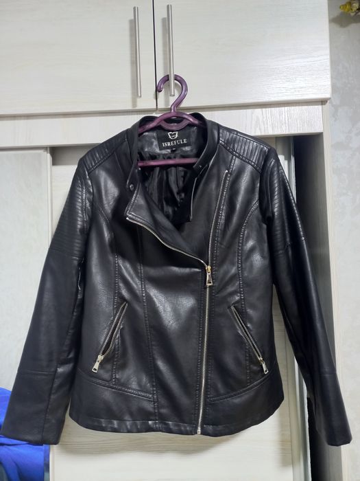 Кожаная куртка женская
