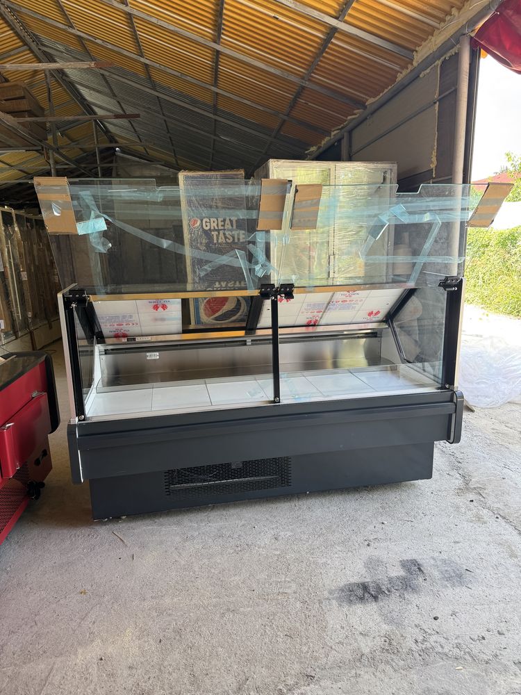 Vitrina frigorifica orizontala pentru mezeluri/carne/lactate