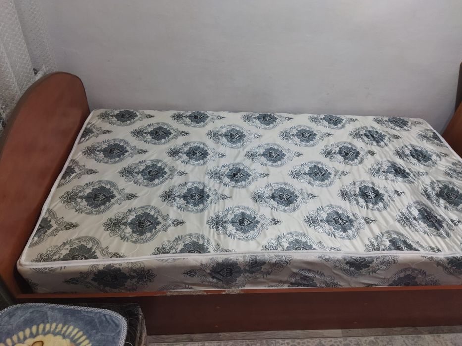 Продам хорошую кровать