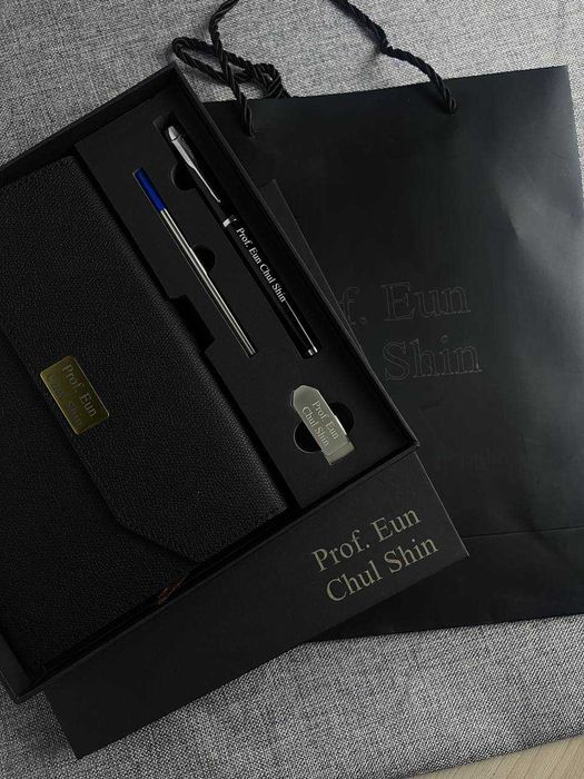 наборы, блокнот, ручка, флешка, термос, папка, подарочный пакет мерч