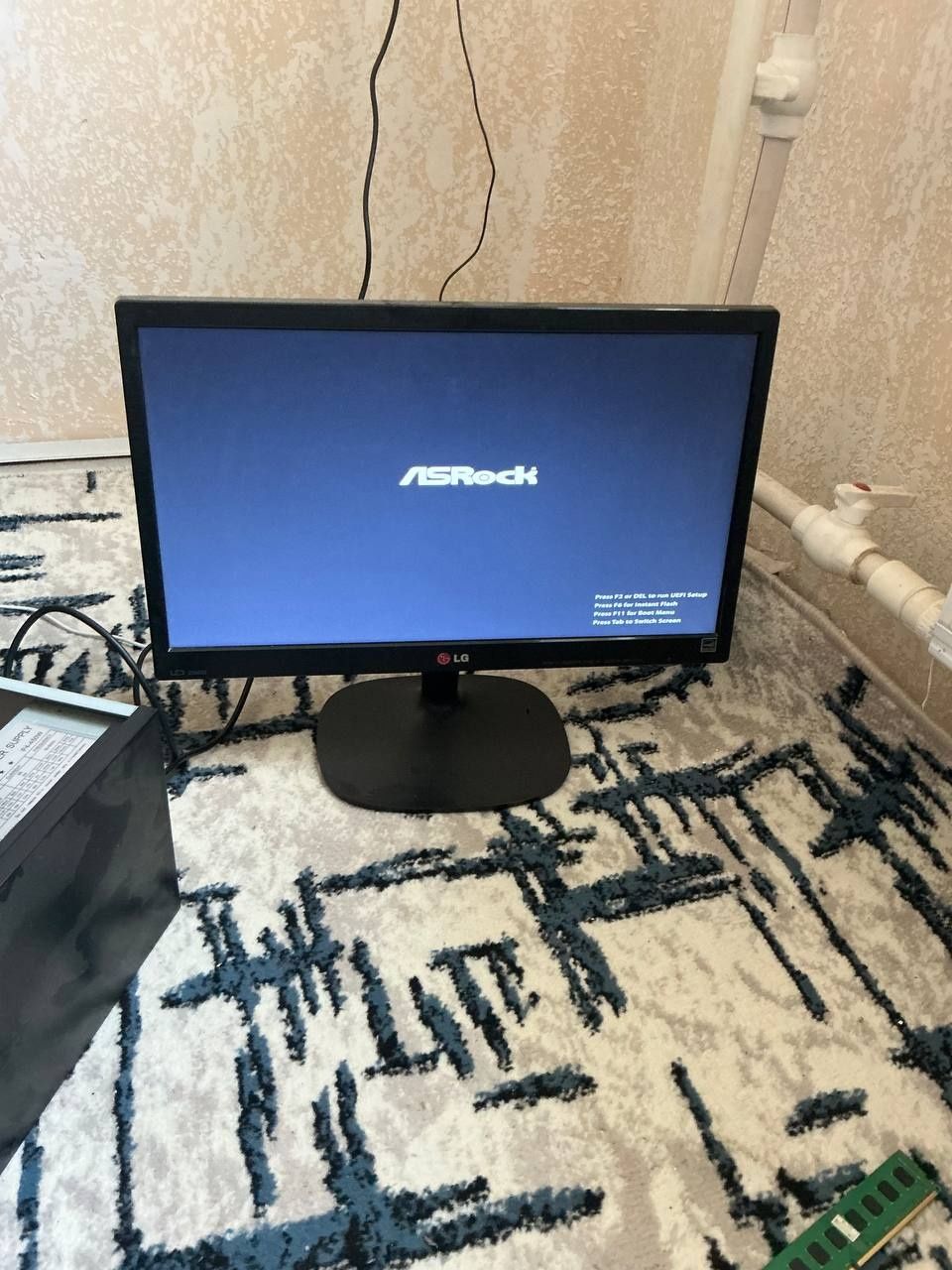 Монитор сатылады