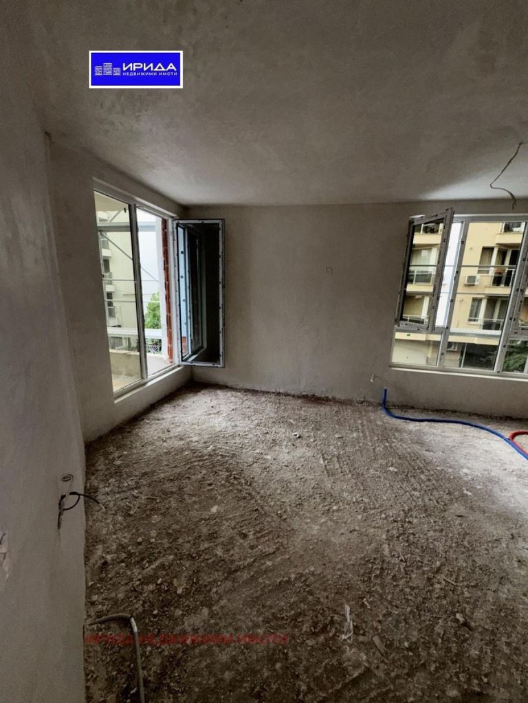 Продава се Тристаен апартамент в София, Овча купел 1 - 103 кв.м за 1814 €/кв.м - Снимка #9