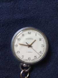 Механические старинные часы 'Wostok 17 Jewels '