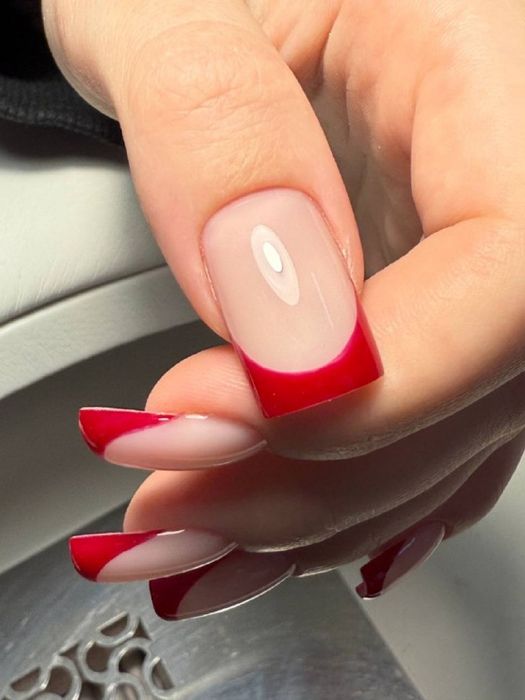 Маникюр и педикюр