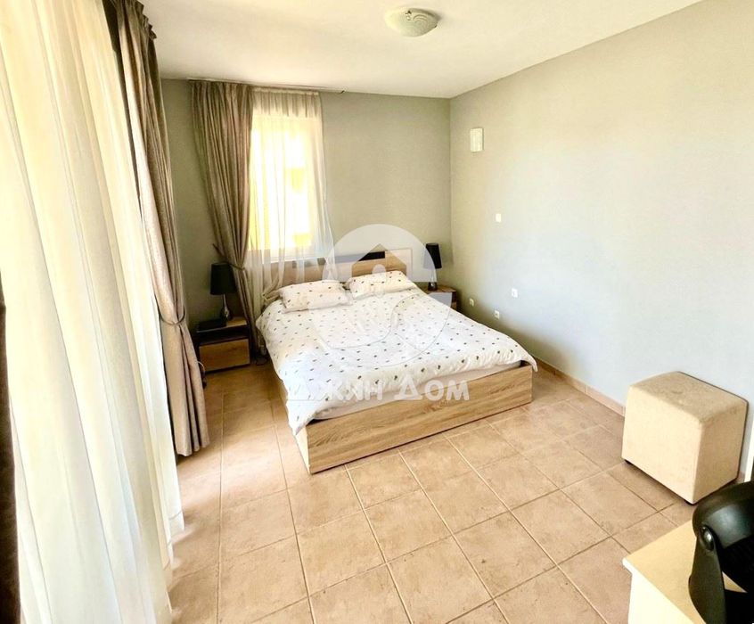 Продава се Тристаен апартамент в к.к. Слънчев бряг - 65 кв.м за 1254 €/кв.м - Снимка #3